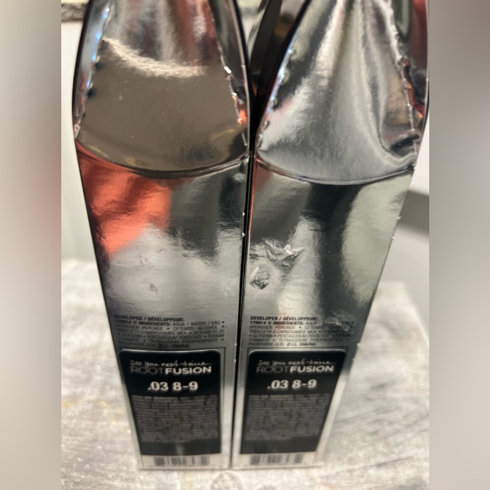 REDKEN ROOT TOUCH UP